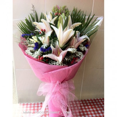 8 Pink Lilies Bouquet